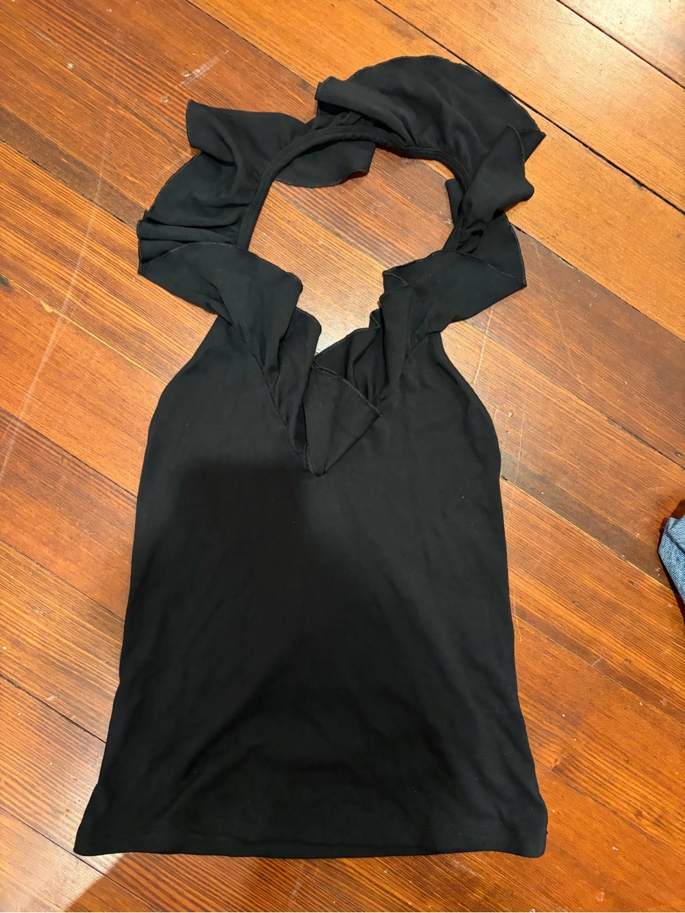 Black ruffle aritzia halter top
